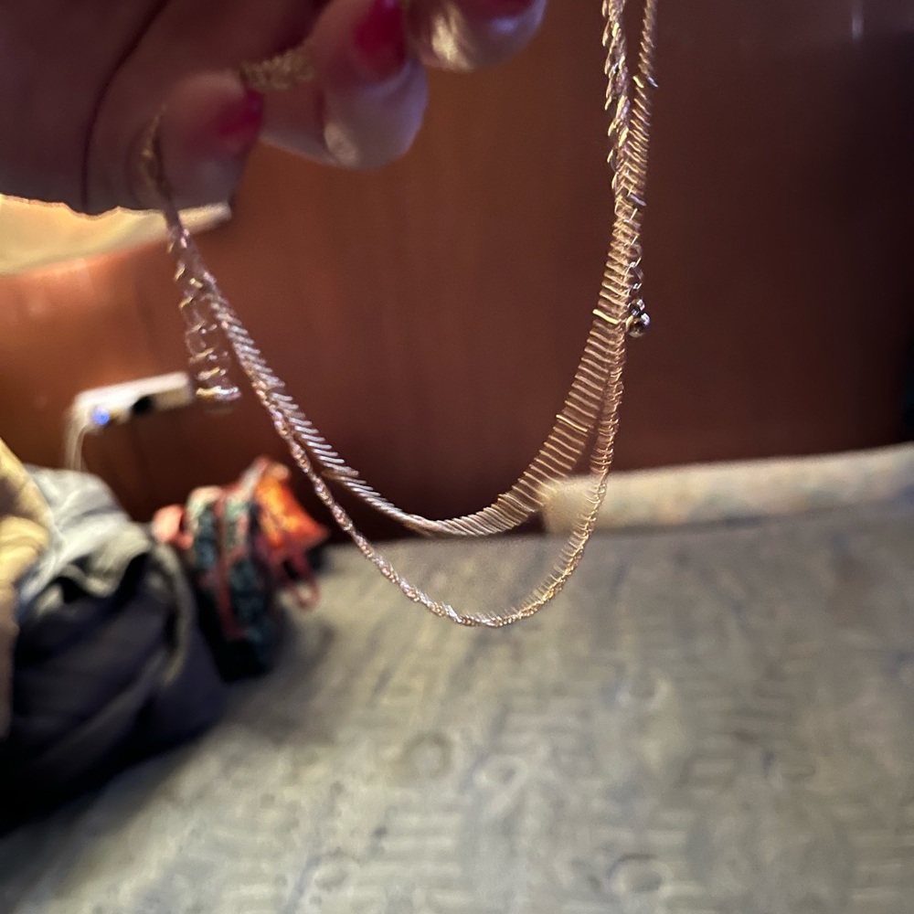 Elegant Gold Chain Necklace